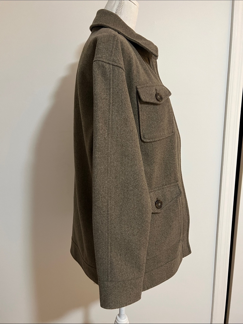 Shacket - Picture 6 of 9